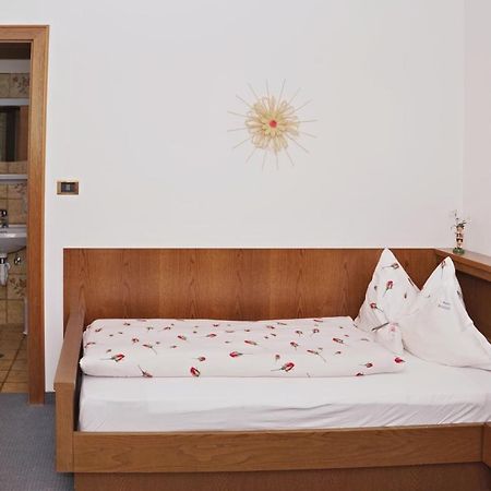 Pension Brunhild San Leonardo in Passiria Exterior foto