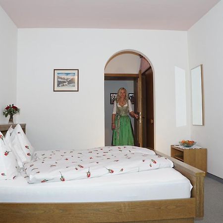 Pension Brunhild San Leonardo in Passiria Exterior foto