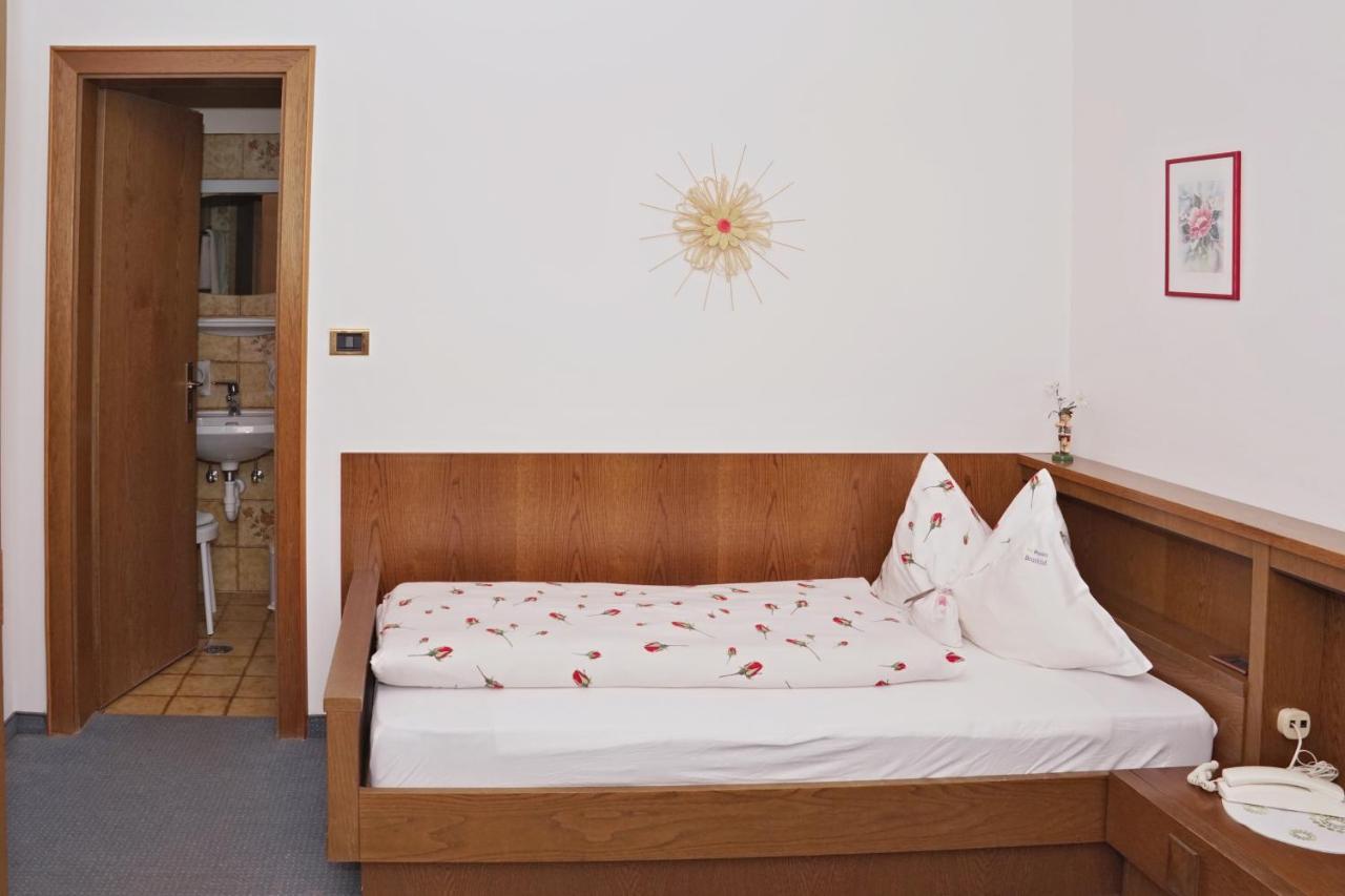Pension Brunhild San Leonardo in Passiria Exterior foto
